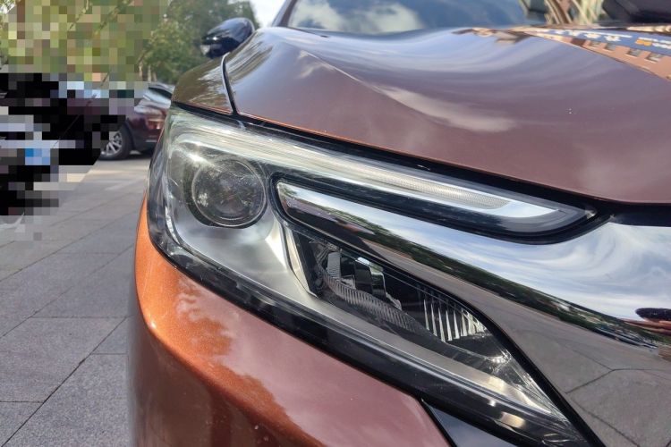Used DS 6 2014 1.6T Luxury Edition THP160 Right Front Headlight