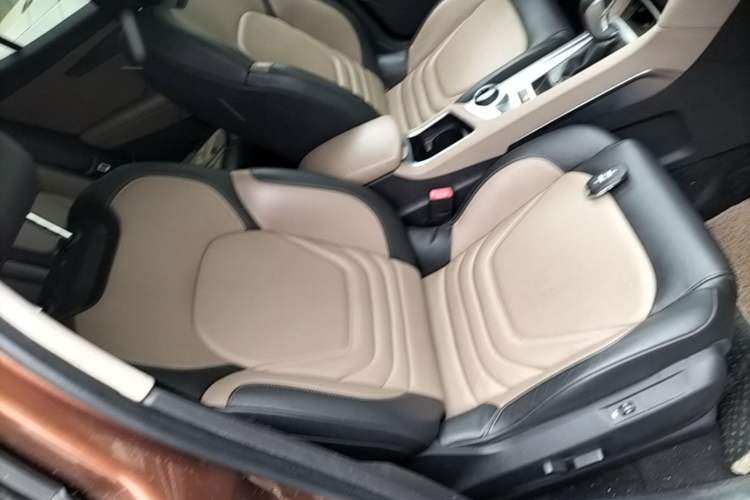 Used DS 6 2014 1.6T Luxury Edition THP160 Right Front Seat