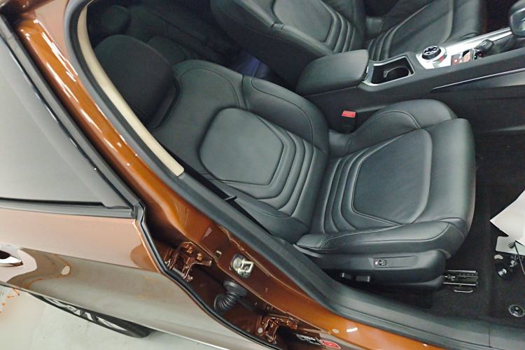 Used DS 6 2014 1.6T Luxury Edition THP160 Right Front Seat