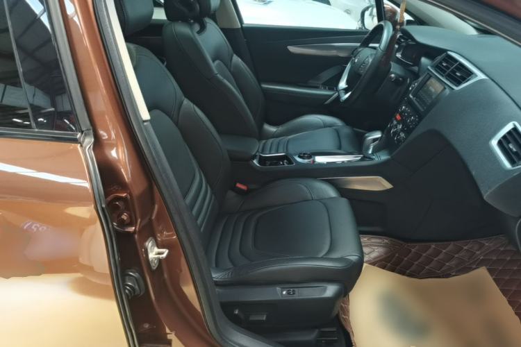 Used DS 6 2014 1.6T Luxury Edition THP160 Right Front Seat