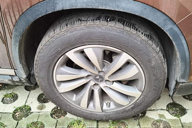 Used DS 6 2014 1.6T Luxury Edition THP160 Right Front Wheel Hub