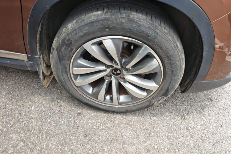 Used DS 6 2014 1.6T Luxury Edition THP160 Right Front Wheel Hub