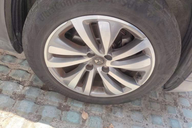 Used DS 6 2014 1.6T Luxury Edition THP160 Right Front Wheel Hub