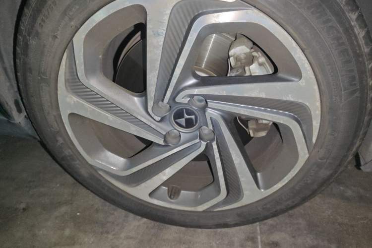 Used DS 6 2014 1.6T Prestige Edition THP200 Right Front Wheel Hub