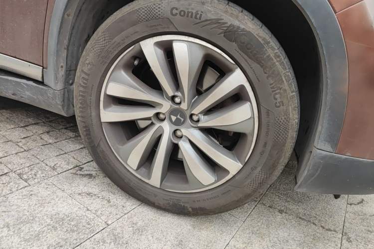 Used DS 6 2014 1.6T Luxury Edition THP200 Right Front Wheel Hub