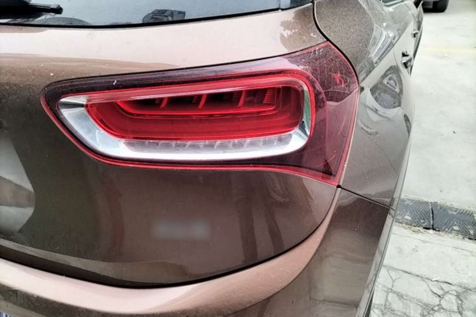 Used DS 6 2014 1.6T Luxury Edition THP160 Right Rear Taillight