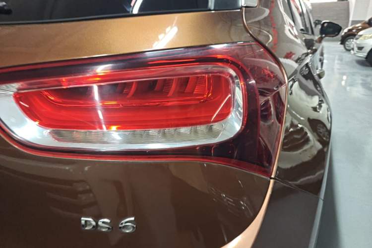 Used DS 6 2014 1.6T Luxury Edition THP160 Right Rear Taillight