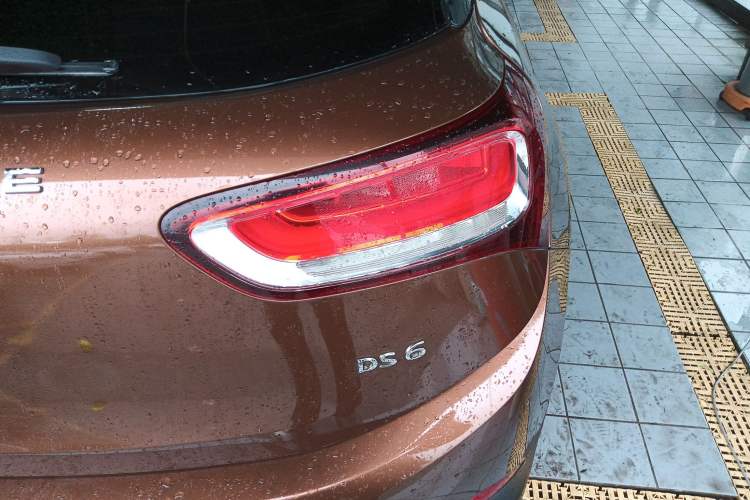 Used DS 6 2014 1.6T Luxury Edition THP160 Right Rear Taillight