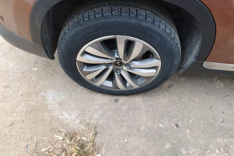 Used DS 6 2014 1.6T Luxury Edition THP160 Right Rear Wheel Hub