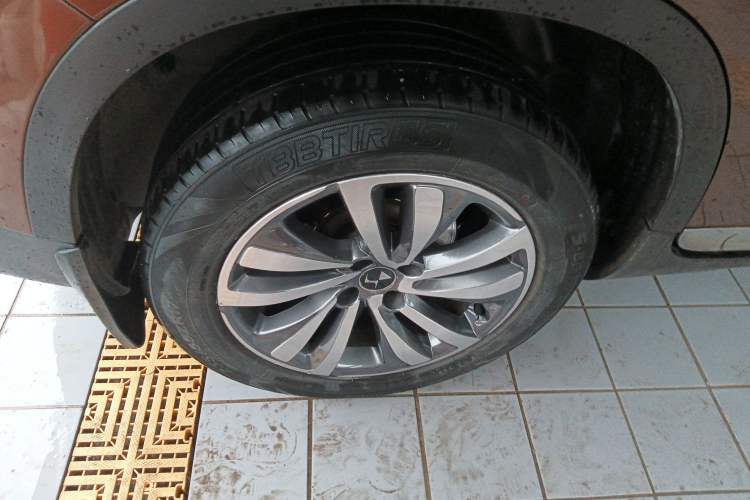 Used DS 6 2014 1.6T Luxury Edition THP160 Right Rear Wheel Hub