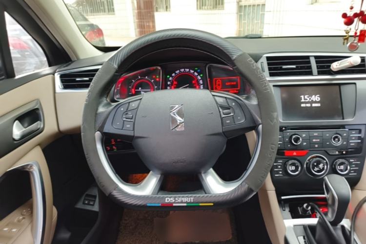 Used DS 6 2014 1.6T Luxury Edition THP160 Steering Wheel
