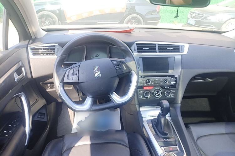 Used DS 6 2014 1.6T Luxury Edition THP160 Steering Wheel