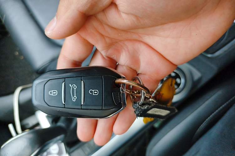 Used DS 6 2014 1.6T Luxury Edition THP160 Vehicle Key