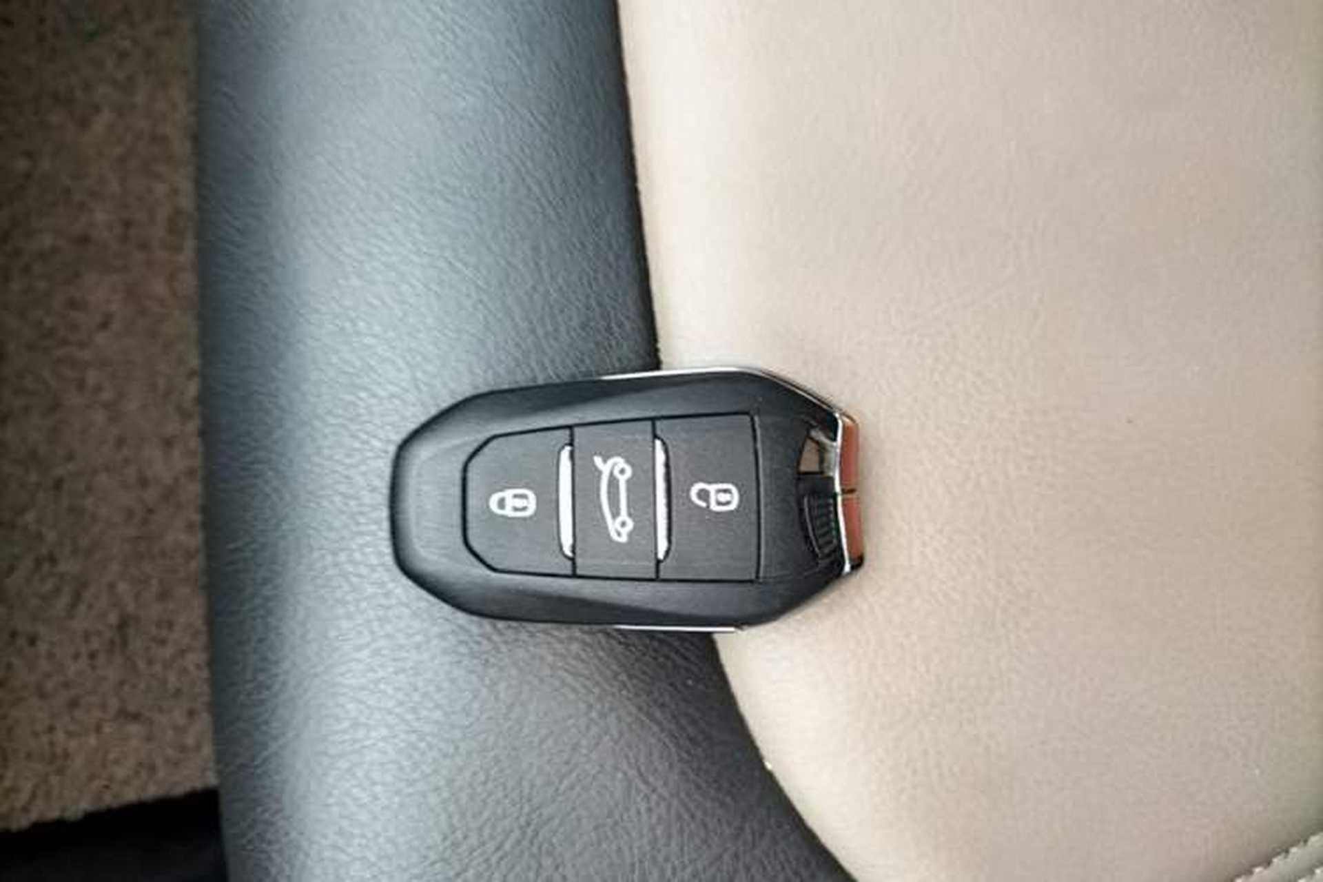 Used DS 6 2014 1.6T Luxury Edition THP160 Vehicle Key