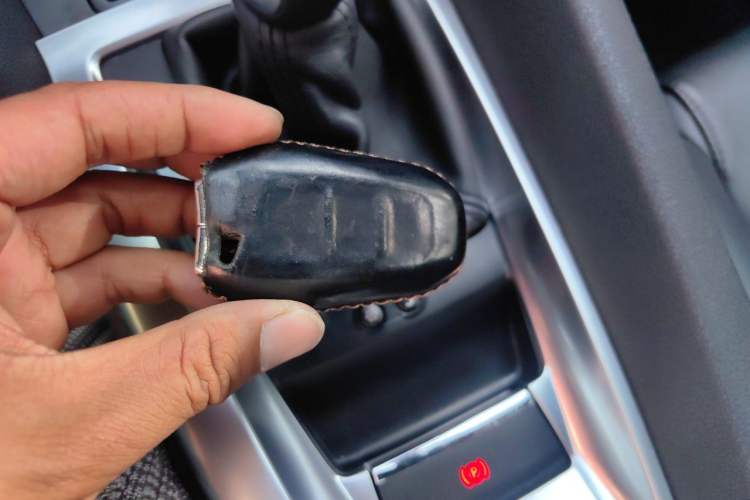 Used DS 6 2014 1.6T Luxury Edition THP160 Vehicle Key