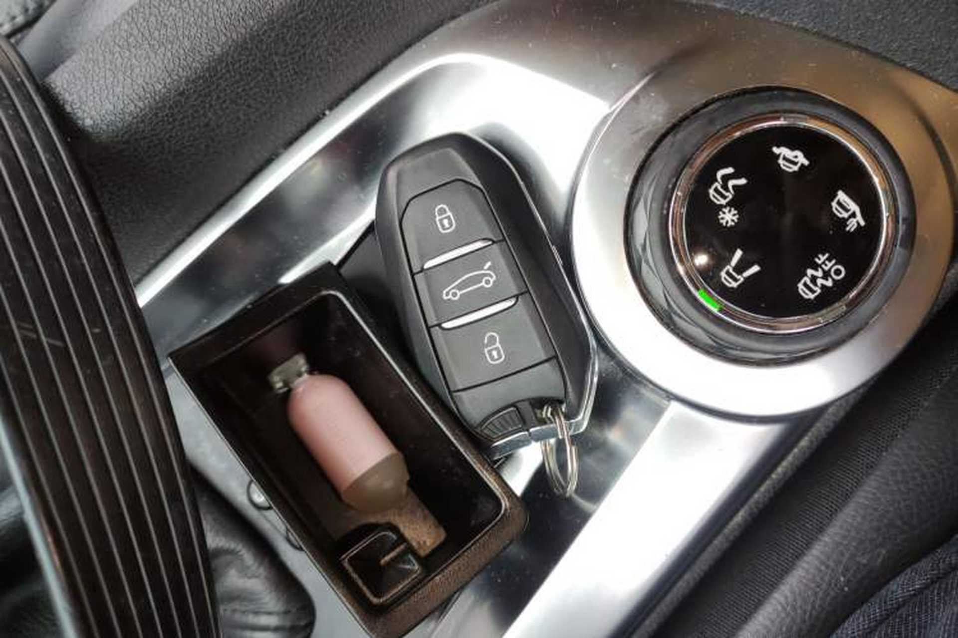 Used DS 6 2014 1.6T Luxury Edition THP160 Vehicle Key