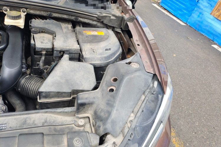 Used DS 6 2014 1.6T Luxury Edition THP160 Engine Bay Left