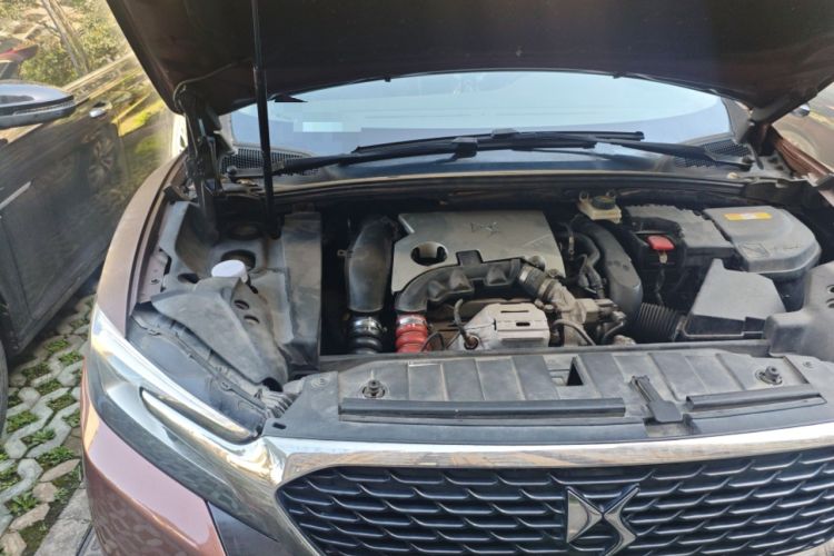 Used DS 6 2014 1.6T Luxury Edition THP160 Engine Bay Right