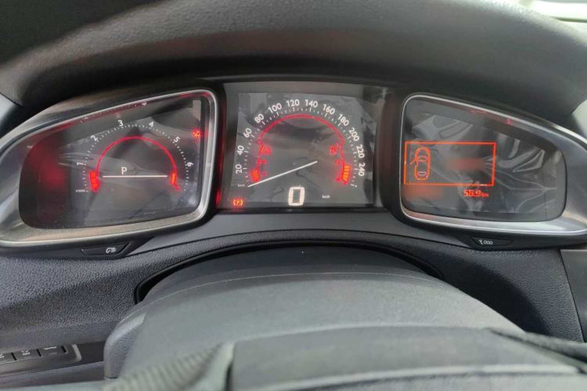 Used DS 6 2014 1.6T Elegant Version THP160 Instrument Cluster
