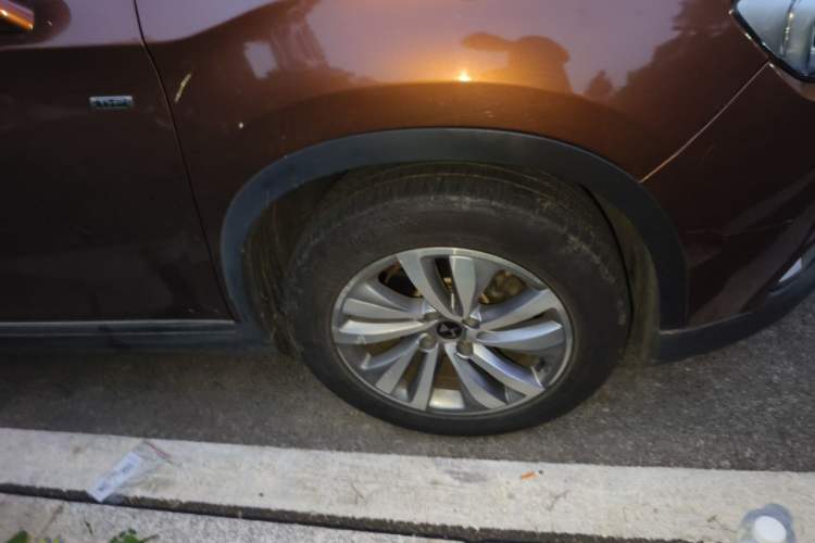 Used DS 6 2014 1.6T Luxury Edition THP160 Right Front Wheel Hub