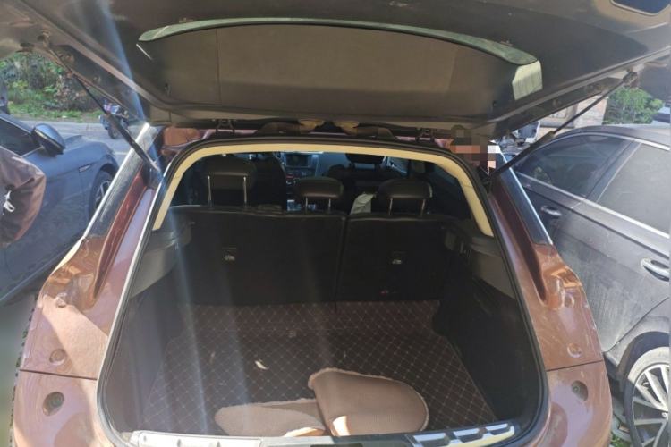 Used DS 6 2014 1.6T Luxury Edition THP160 Trunk