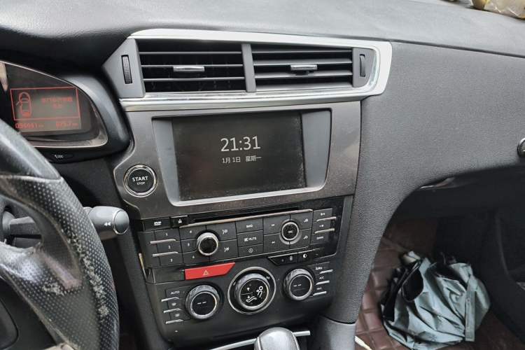 Used DS 6 2014 1.6T Luxury Edition THP160 Audio And AC Panel