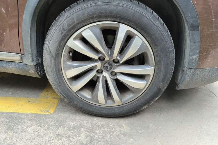 Used DS 6 2014 1.6T Luxury Edition THP160 Right Front Wheel Hub