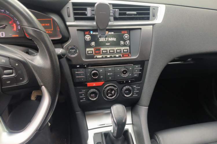 Used DS 6 2014 1.6T Luxury Edition THP160 Audio And AC Panel