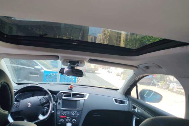 Used DS 6 2014 1.6T Elegant Version THP160 Headliner