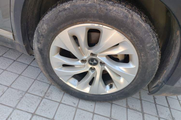 Used DS 6 2014 1.6T Elegant Version THP160 Right Front Wheel Hub