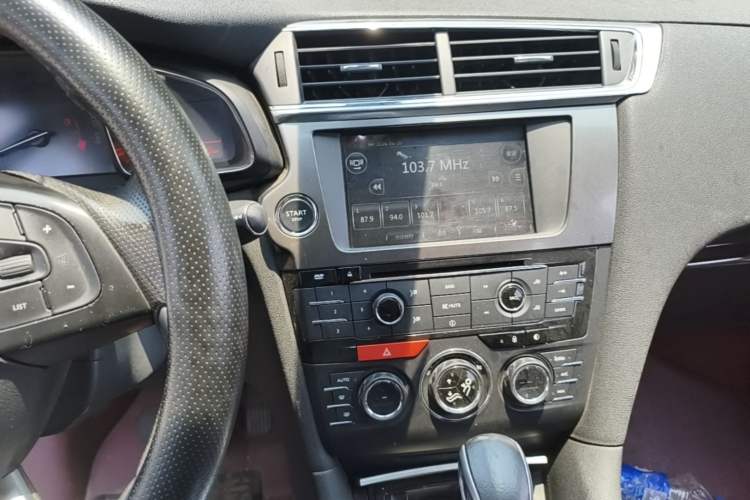 Used DS 6 2014 1.6T Luxury Edition THP160 Audio And AC Panel