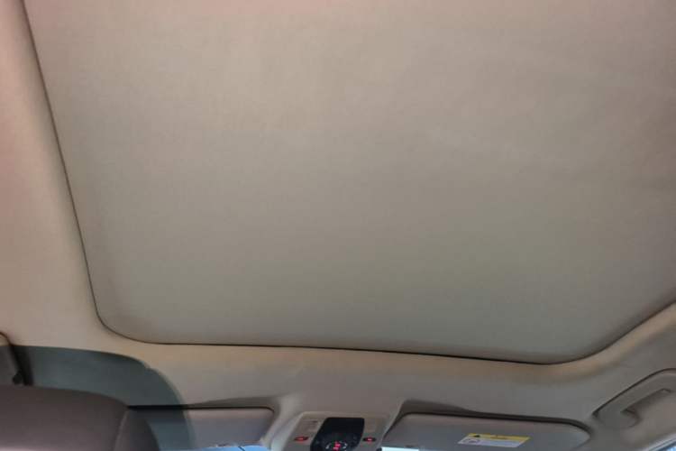 Used DS 6 2014 1.6T Luxury Edition THP160 Headliner