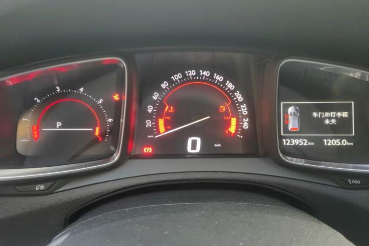 Used DS 6 2014 1.6T Luxury Edition THP160 Instrument Cluster