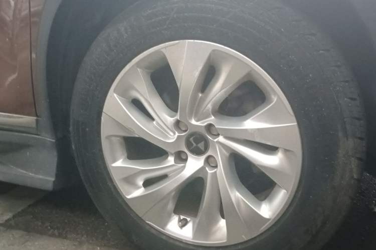 Used DS 6 2014 1.6T Elegant Version THP160 Right Front Wheel Hub