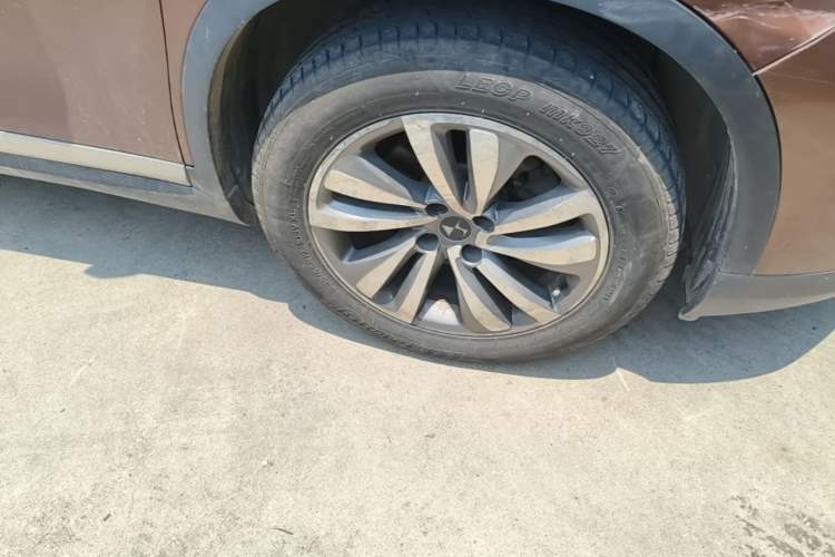 Used DS 6 2014 1.6T Luxury Edition THP160 Right Front Wheel Hub