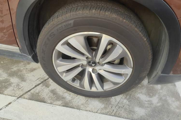 Used DS 6 2014 1.6T Luxury Edition THP160 Right Front Wheel Hub