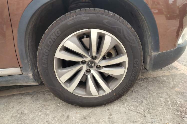 Used DS 6 2014 1.6T Luxury Edition THP200 Right Front Wheel Hub