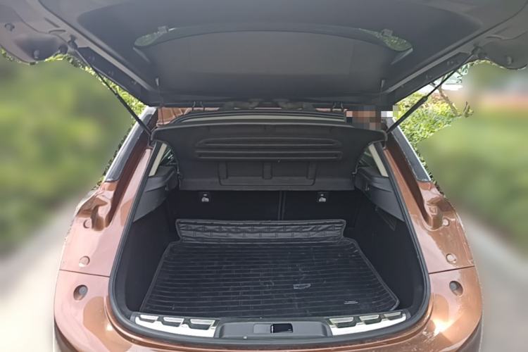 Used DS 6 2014 1.6T Luxury Edition THP160 Trunk