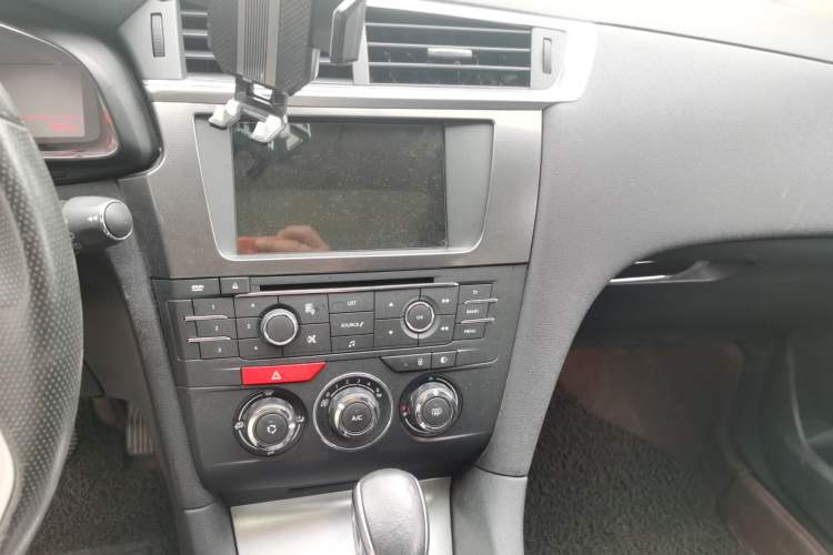 Used DS 6 2014 1.6T Elegant Version THP160 Audio And AC Panel