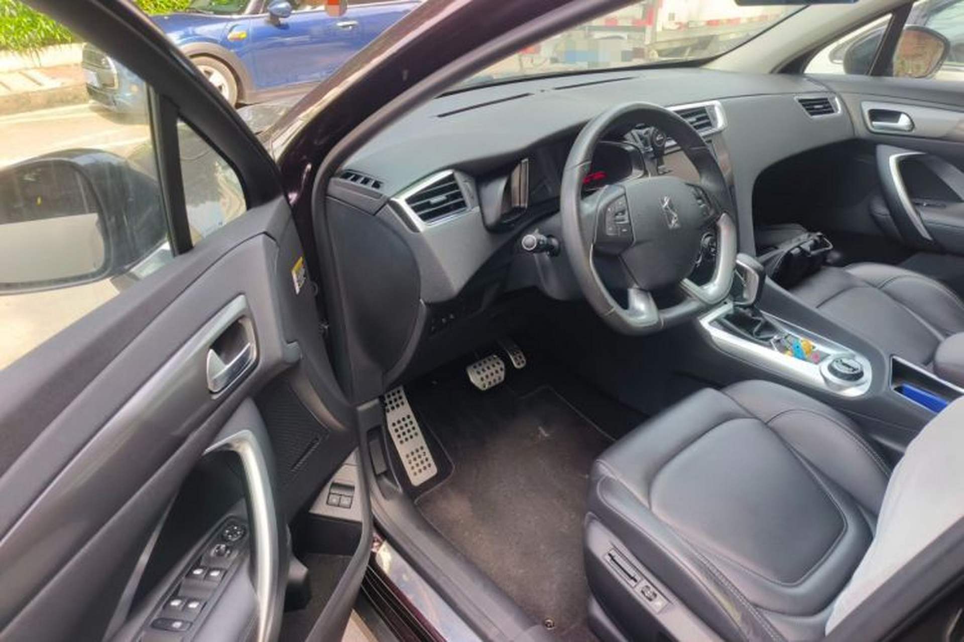 Used DS 6 2014 1.6T Luxury Edition THP200 Driver Seat