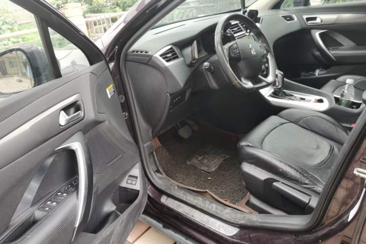 Used DS 6 2014 1.6T Elegant Version THP160 Driver Seat