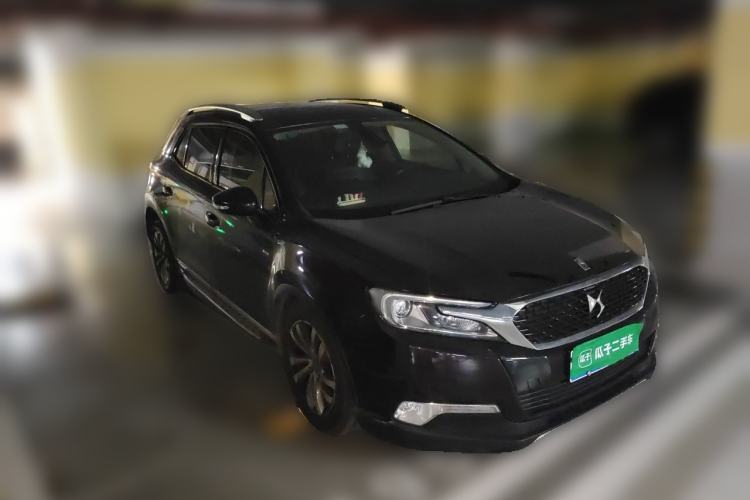 Used DS 6 2014 1.6T Luxury Edition THP200 Front Right 45 Deg