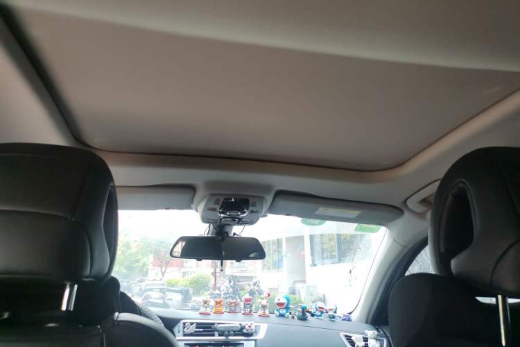Used DS 6 2014 1.6T Luxury Edition THP200 Headliner