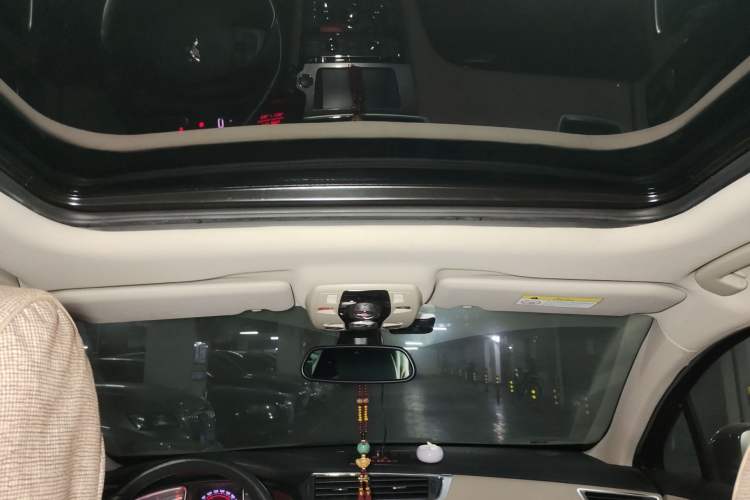 Used DS 6 2014 1.6T Luxury Edition THP160 Headliner