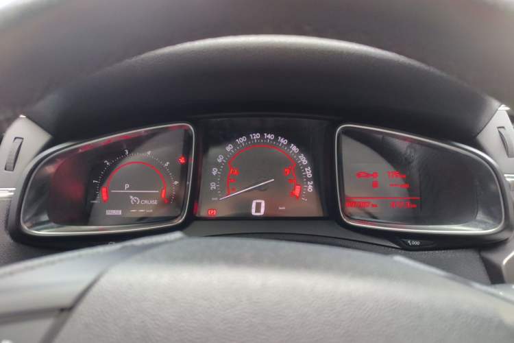 Used DS 6 2014 1.6T Luxury Edition THP200 Instrument Cluster
