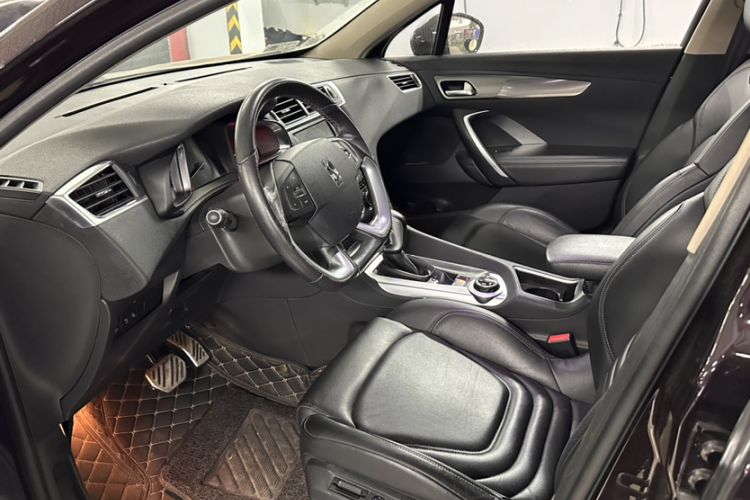 Used DS 6 2014 1.6T Luxury Edition THP160 Interior 5