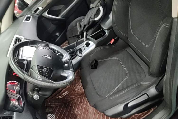 Used DS 6 2014 1.6T Elegant Version THP160 Left Front Seat