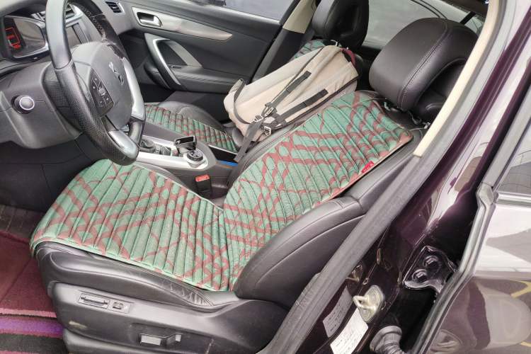 Used DS 6 2014 1.6T Luxury Edition THP160 Left Front Seat