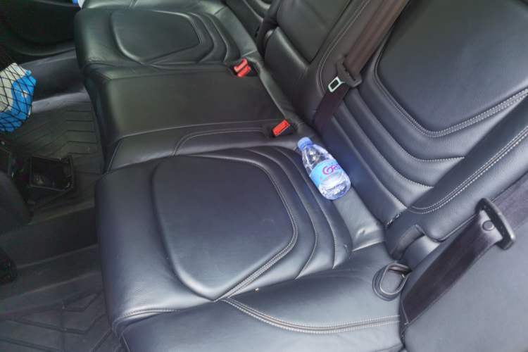 Used DS 6 2014 1.6T Luxury Edition THP160 Left Rear Seat