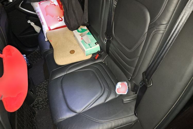 Used DS 6 2014 1.6T Luxury Edition THP160 Left Rear Seat